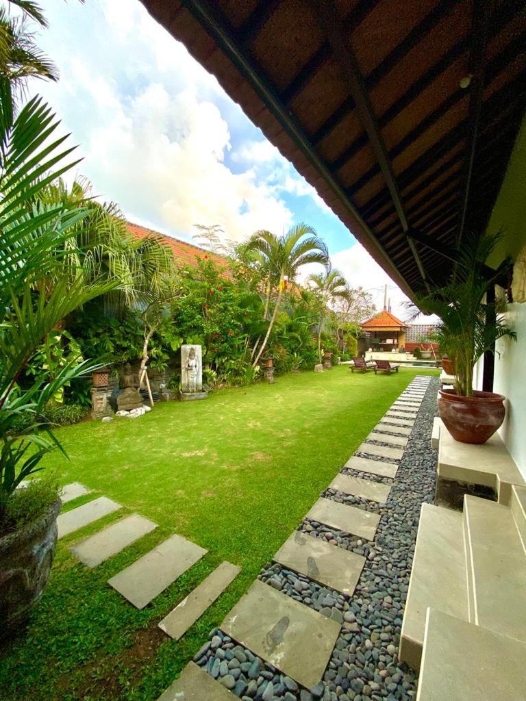 Puri Ayu Hotel Canggu Kültér fotó