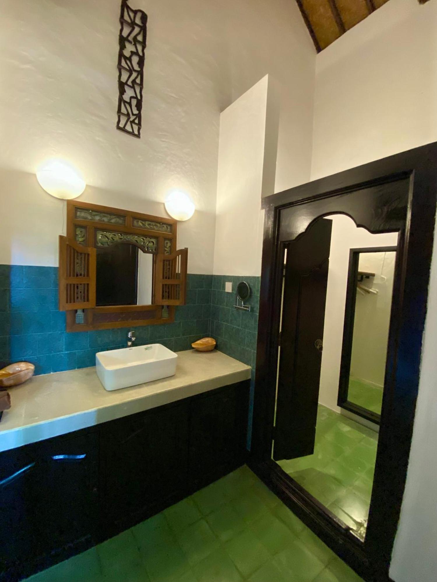 Puri Ayu Hotel Canggu Kültér fotó