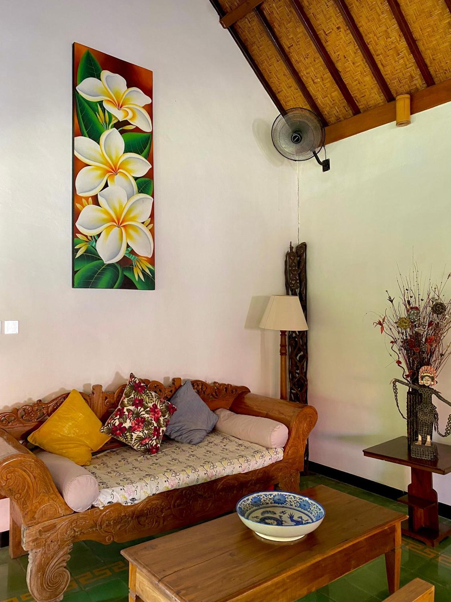Puri Ayu Hotel Canggu Kültér fotó
