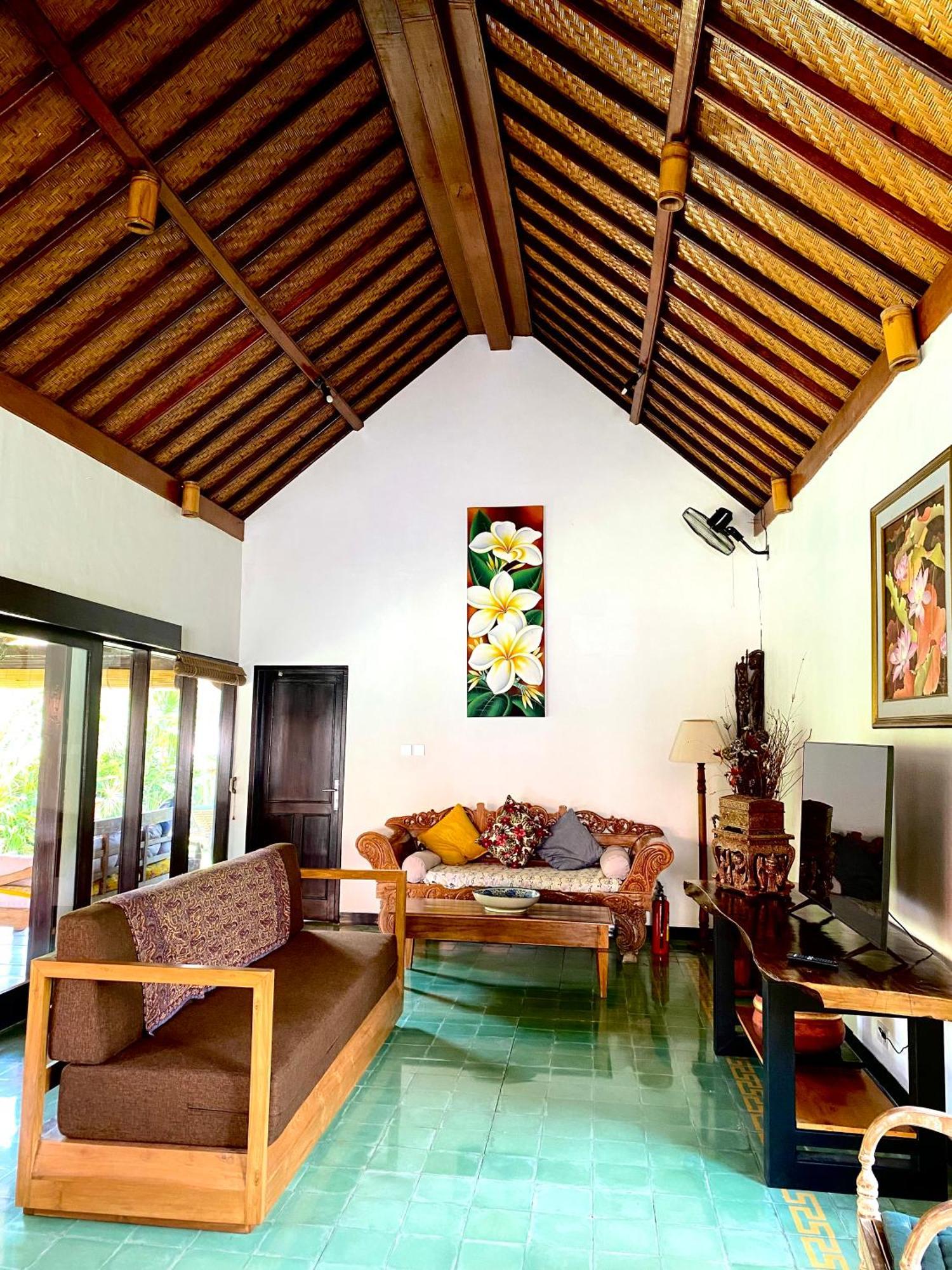 Puri Ayu Hotel Canggu Kültér fotó