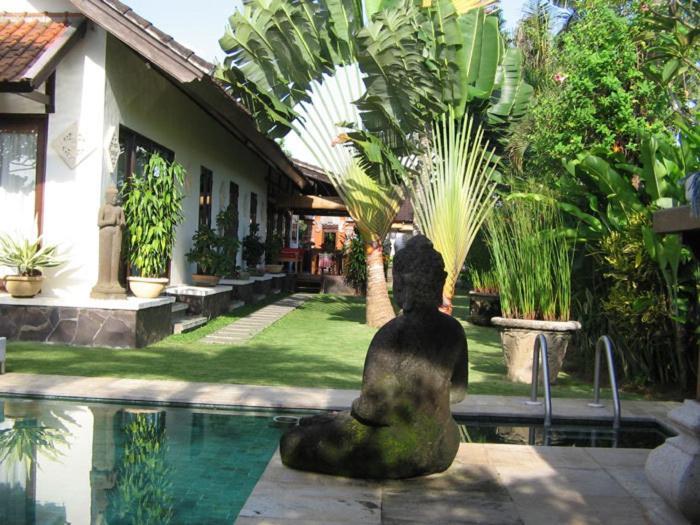 Puri Ayu Hotel Canggu Kültér fotó
